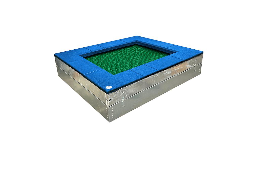 Runder Trampolin mit blauem Sprungboden und galvanischem Metallrahmen – ideal für Garten oder Hof.