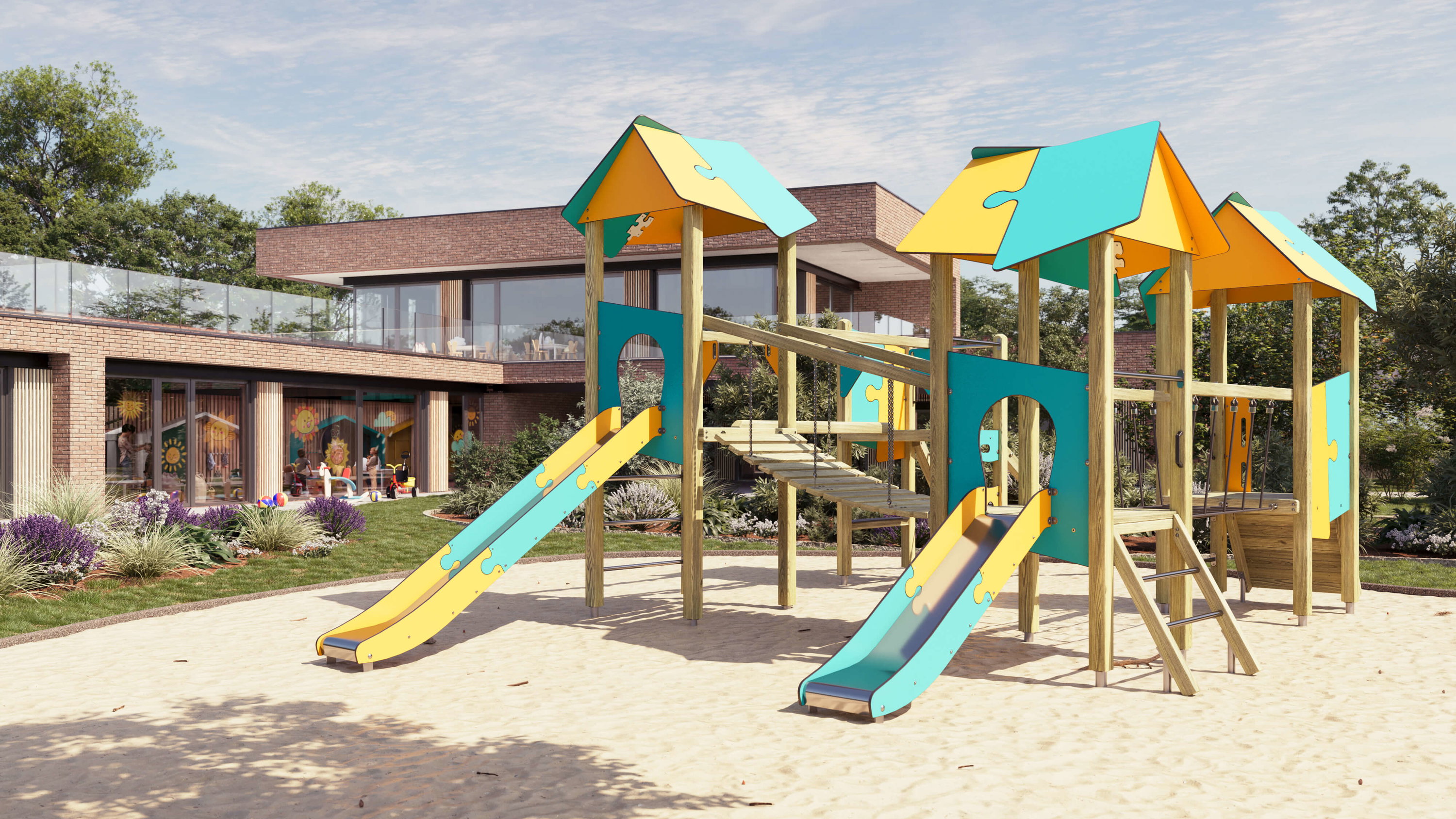 Bunte Spielgeräte auf Sandplatz vor modernem Kinderhaus mit grünen Pflanzen und blauem Himmel.